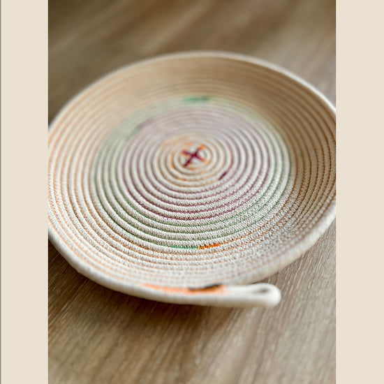 Load image into Gallery viewer, liliLife® Hand Made Rope Bowl - Type 02
