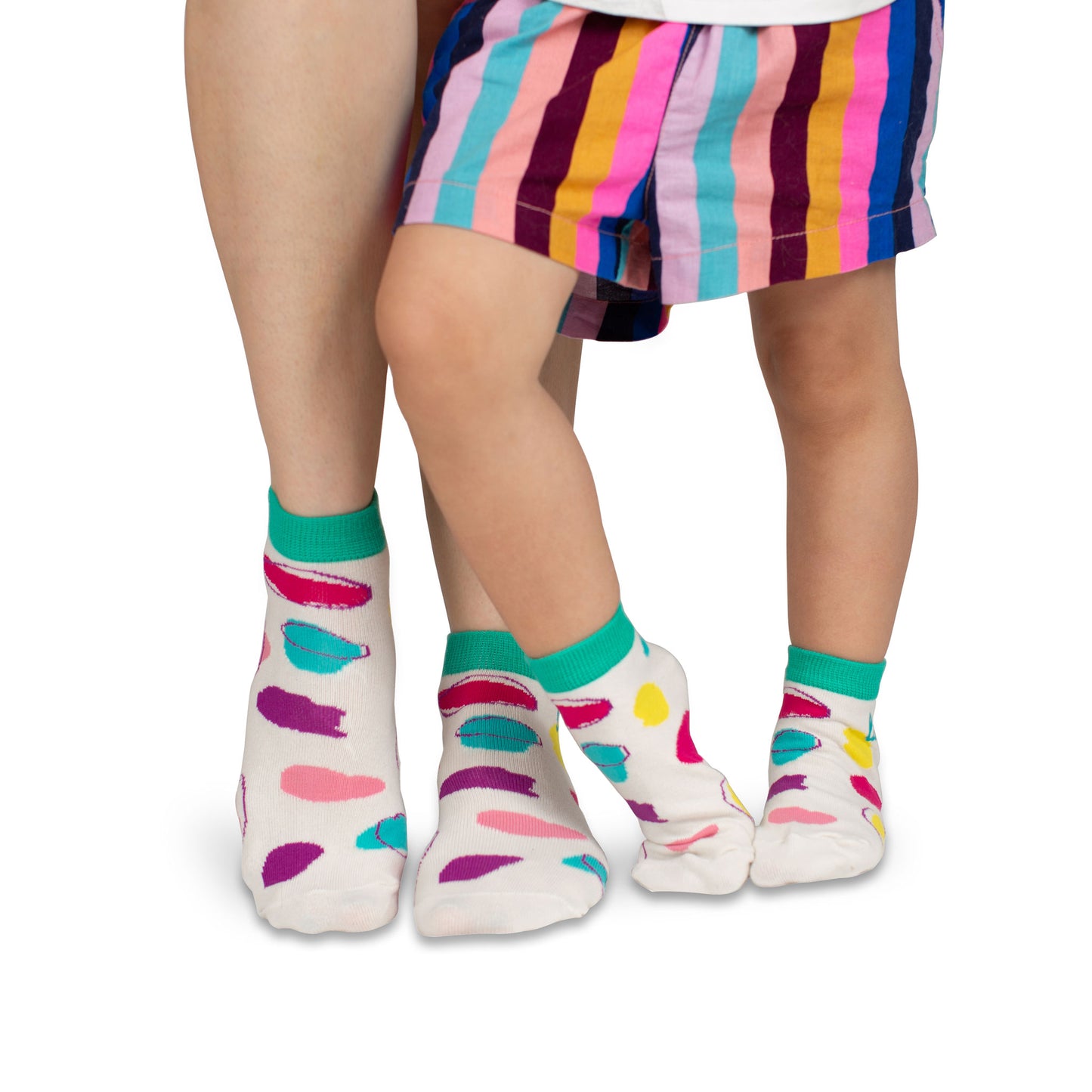 Load image into Gallery viewer, Kids Ankle Socks | Coloured Dots
