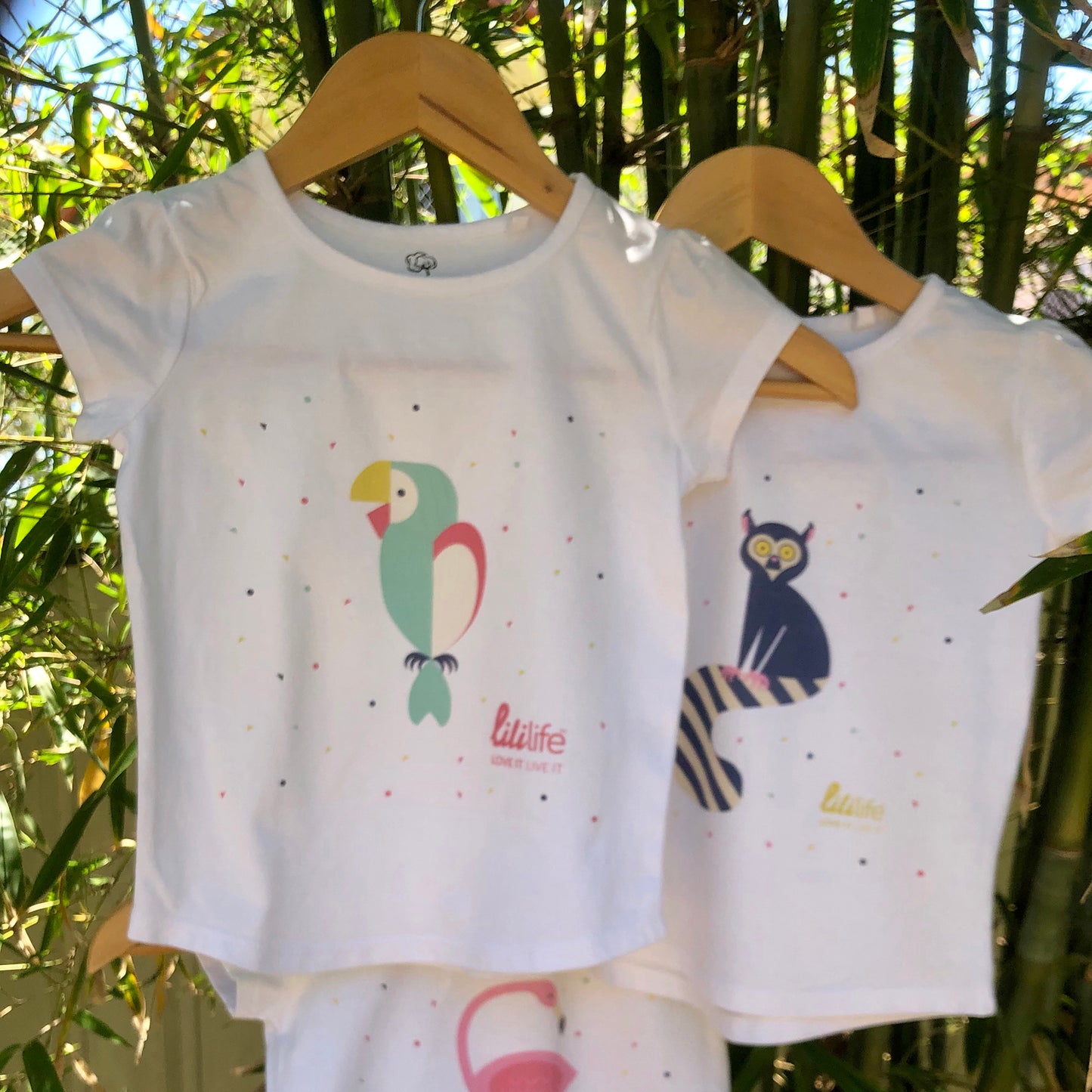 Load image into Gallery viewer, liliLife® Kids Lemur Tee
